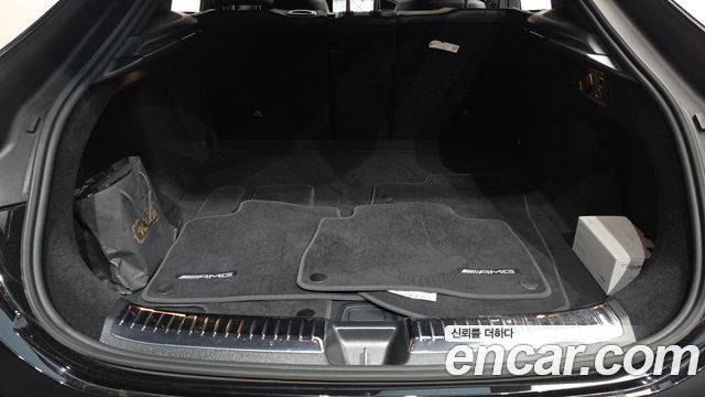 Mercedes-Benz GLE-Class 2022 — photo 26