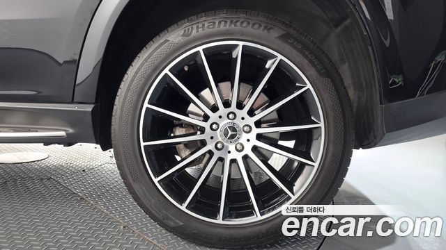 Mercedes-Benz GLE-Class 2022 — photo 7