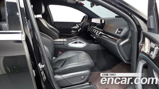 Mercedes-Benz GLE-Class 2022 — photo 16