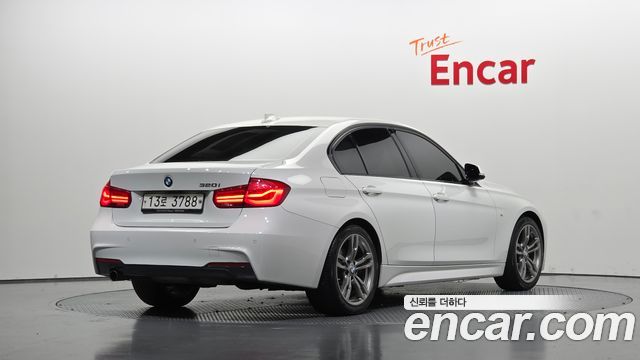 BMW 3-Series 2017 — photo 2