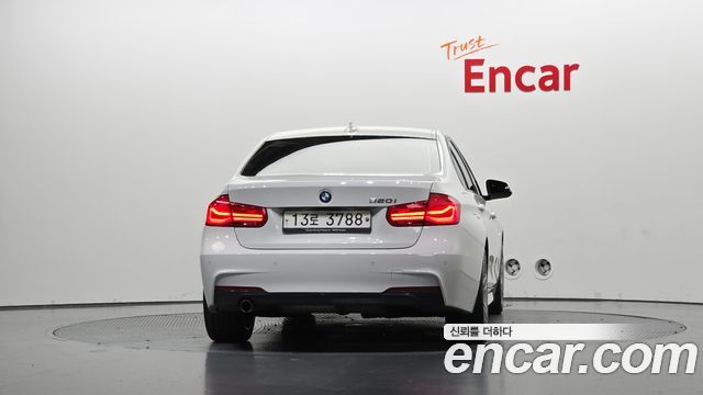 BMW 3-Series 2017 — photo 4