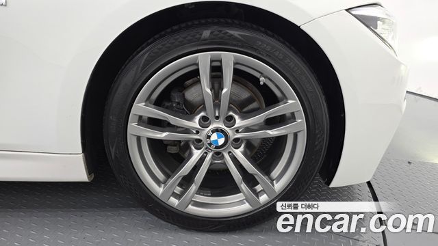 BMW 3-Series 2017 — photo 7