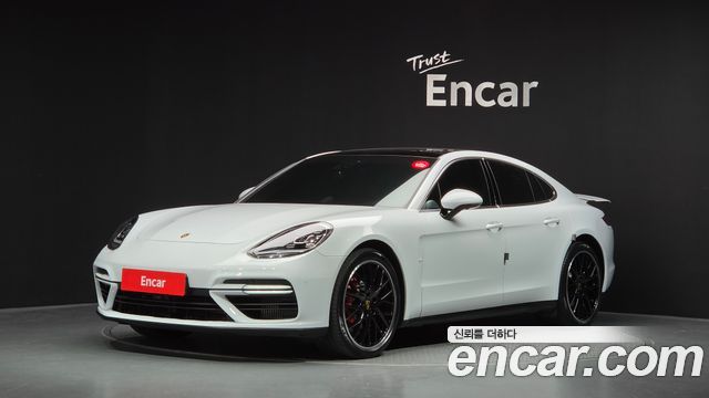 Porsche Panamera 2017 — photo 1