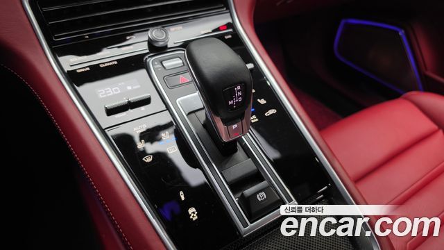 Porsche Panamera 2017 — photo 9