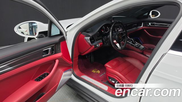 Porsche Panamera 2017 — photo 10