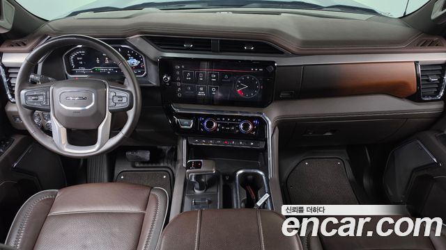 GMC Sierra 2024 — photo 10