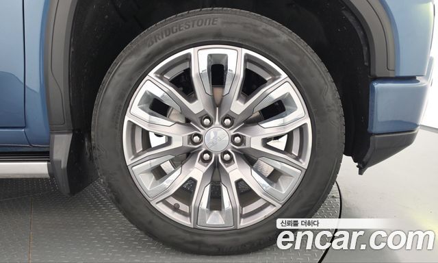 GMC Sierra 2024 — photo 7