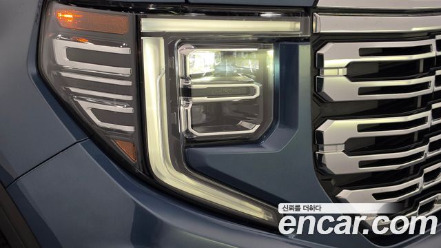 GMC Sierra 2024 — photo 8