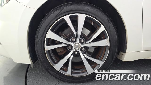 Nissan Maxima 2016 — photo 5