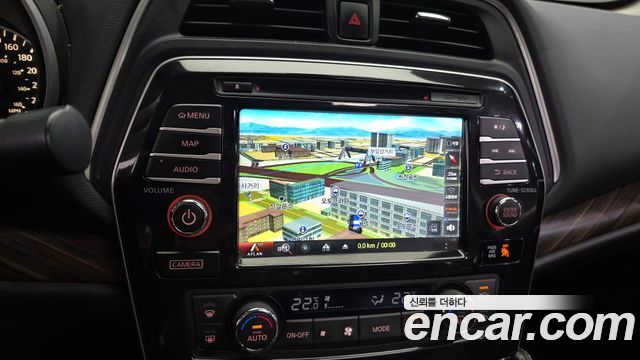 Nissan Maxima 2016 — photo 15