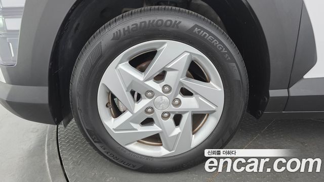 Hyundai Kona 2023 — photo 5