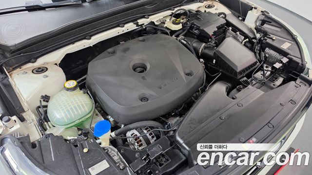 Volvo XC40 2019 — photo 6