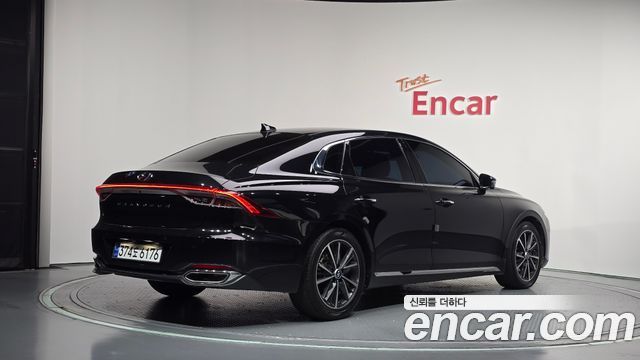 Hyundai Grandeur 2023 — photo 2