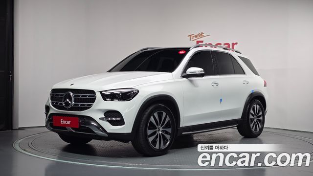 Mercedes-Benz GLE-Class 2026 — photo 1