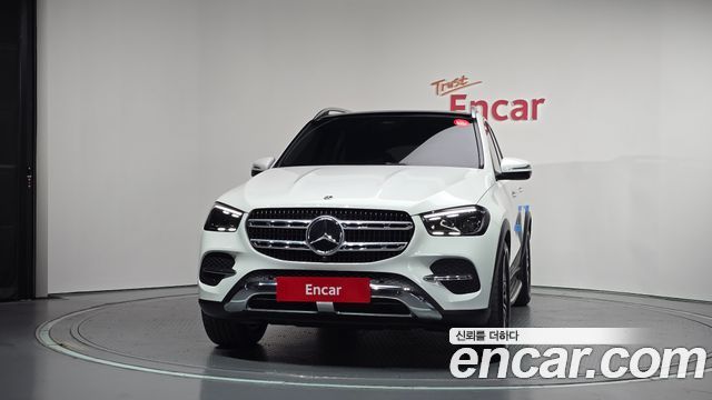 Mercedes-Benz GLE-Class 2026 — photo 3
