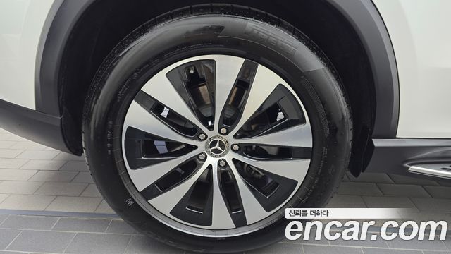 Mercedes-Benz GLE-Class 2026 — photo 5