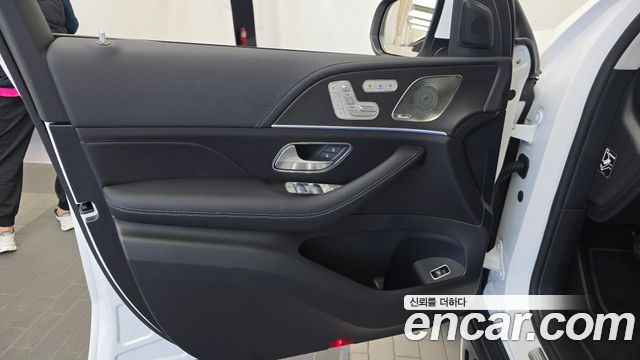 Mercedes-Benz GLE-Class 2026 — photo 14