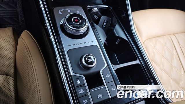 Kia Sorento 2023 — photo 9