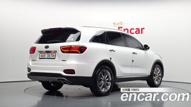 Kia Sorento 2018 — photo 2
