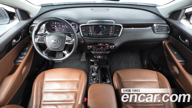Kia Sorento 2018 — photo 10