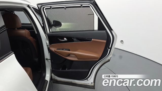Kia Sorento 2018 — photo 15