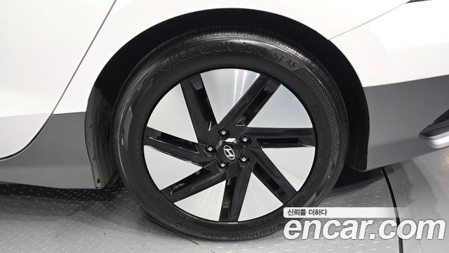 Hyundai Ioniq6 2025 — photo 7