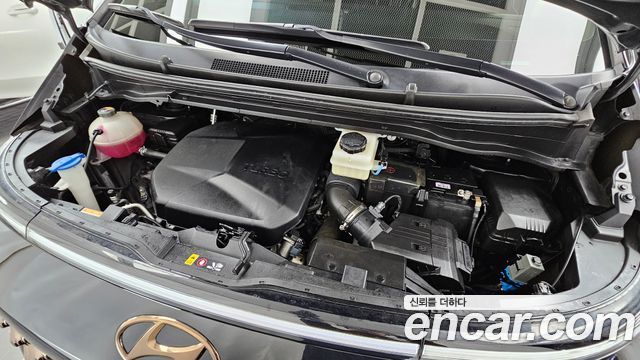 Hyundai Staria 2023 — photo 6