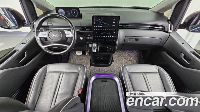 Hyundai Staria 2023 — photo 10