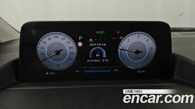 Hyundai Staria 2023 — photo 11