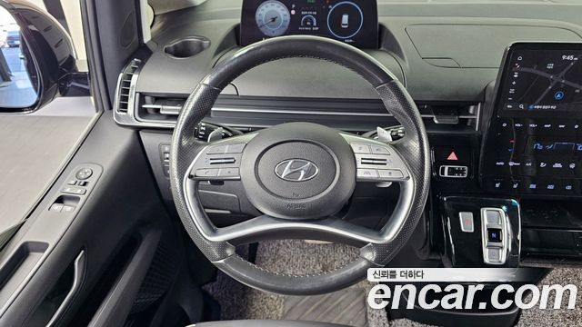Hyundai Staria 2023 — photo 19