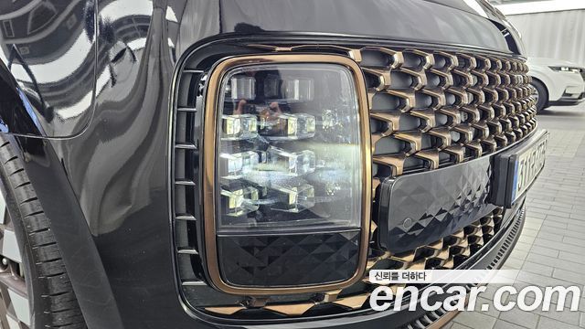 Hyundai Staria 2023 — photo 8