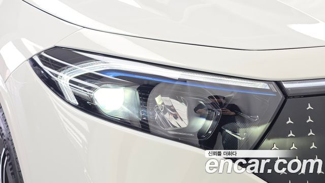 Mercedes-Benz EQA 2026 — photo 8