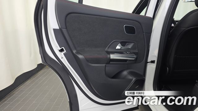 Mercedes-Benz EQA 2026 — photo 15