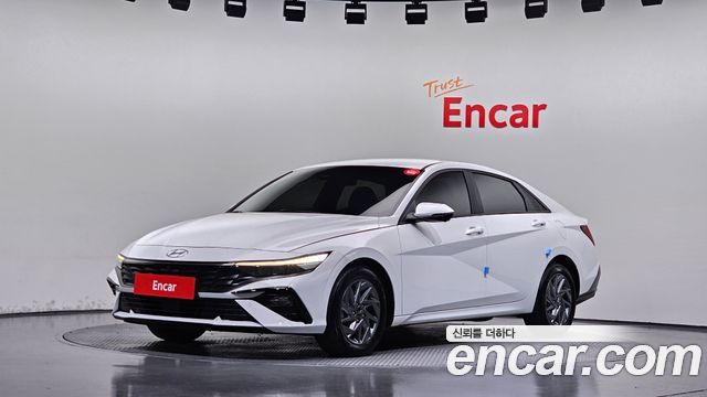 Hyundai AVANTE 2024 — photo 1