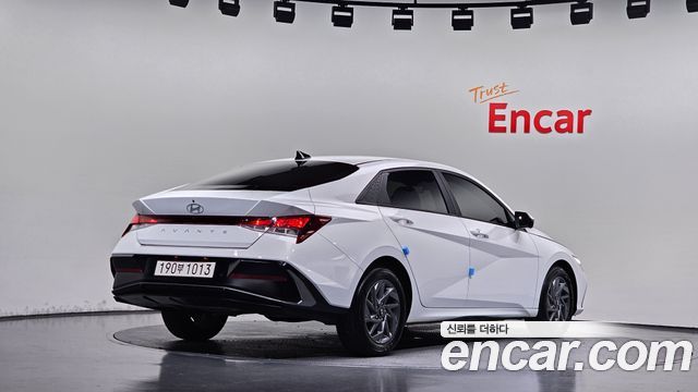 Hyundai AVANTE 2024 — photo 2