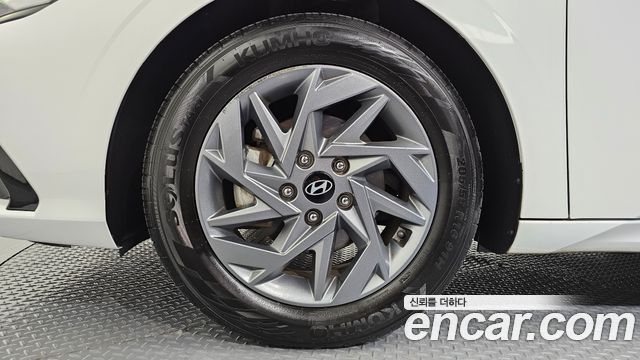 Hyundai AVANTE 2024 — photo 5
