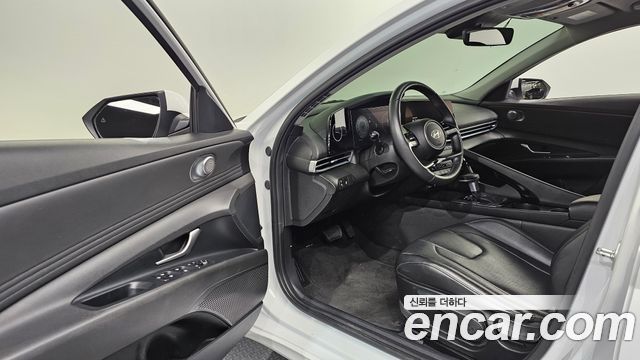 Hyundai AVANTE 2024 — photo 13