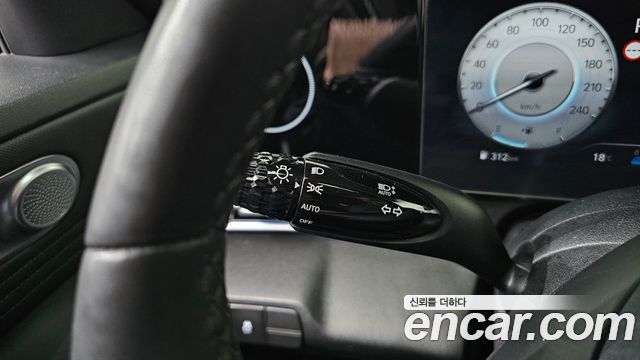 Hyundai AVANTE 2024 — photo 26