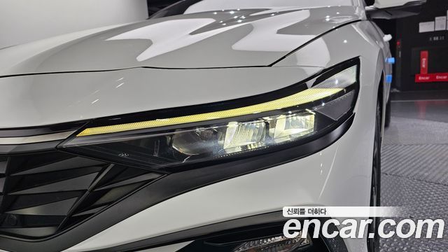 Hyundai AVANTE 2024 — photo 8