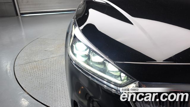 Kia K7 2017 — photo 8