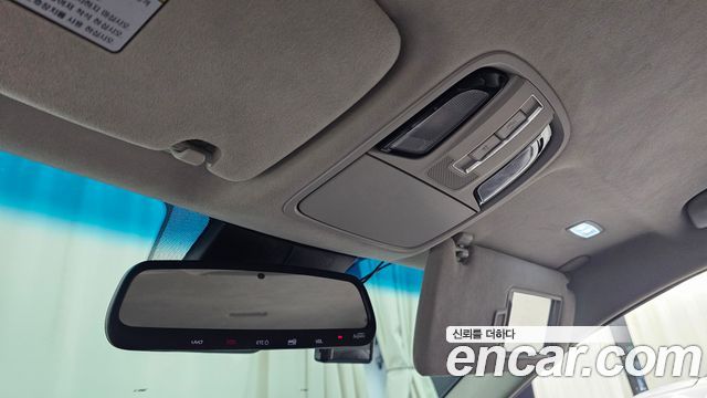 Kia K7 2020 — photo 17