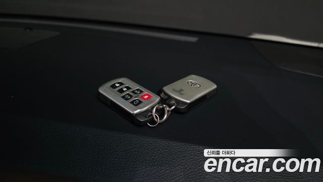 Toyota Sienna 2017 — photo 30