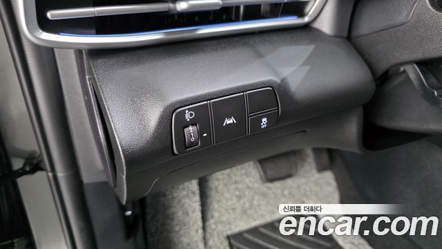 Hyundai AVANTE 2022 — photo 18
