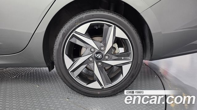 Hyundai AVANTE 2022 — photo 7
