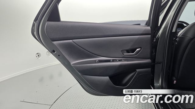 Hyundai AVANTE 2022 — photo 15