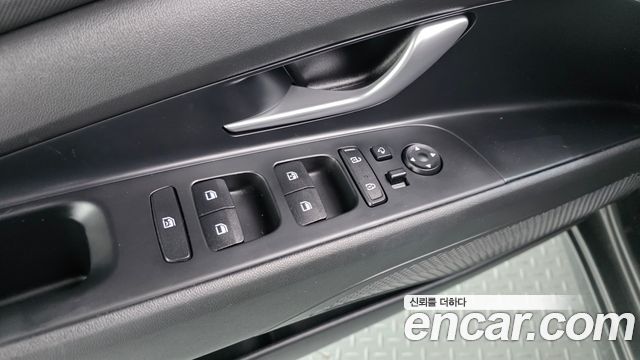 Hyundai AVANTE 2022 — photo 29