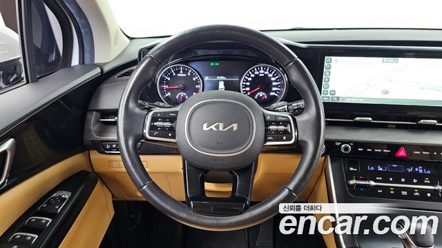 Kia Canival 2023 — photo 19