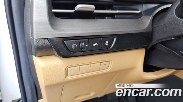 Kia Canival 2023 — photo 28