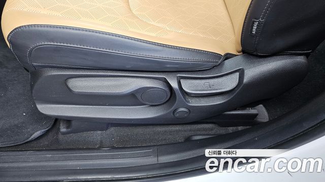Kia Canival 2023 — photo 31