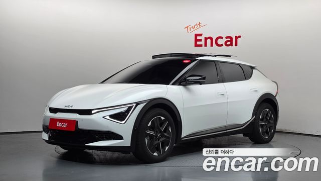 Kia EV6 2025 — photo 1